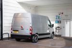 Renault Master Z.E. L2H2 2018 года (UK)